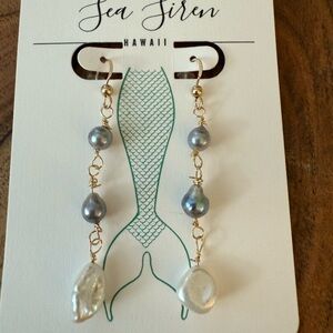 Akoya Pearl and White Keshi Dangle gold filled Pearl Earrings.